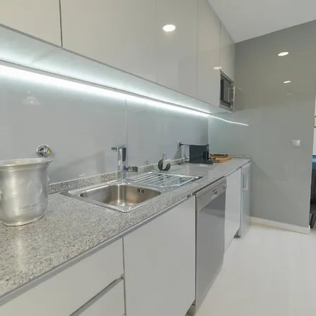 Guest - Maia House Вилла Порту