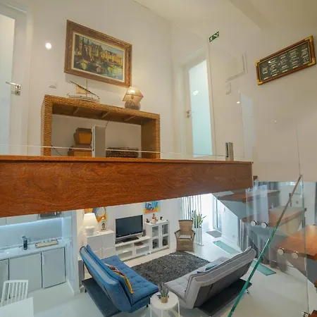 Villa Guest - Maia House