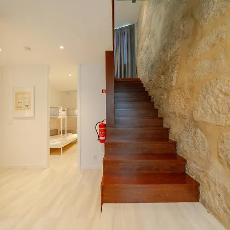 Guest - Maia House