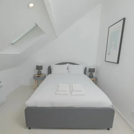 Guest - Maia House Villa Porto