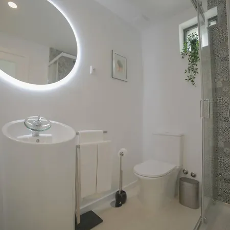 Guest - Maia House *