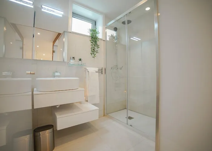 Guest - Maia House Oporto