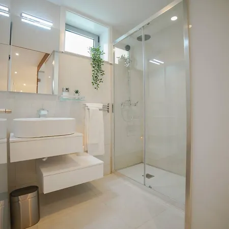 Guest - Maia House Porto